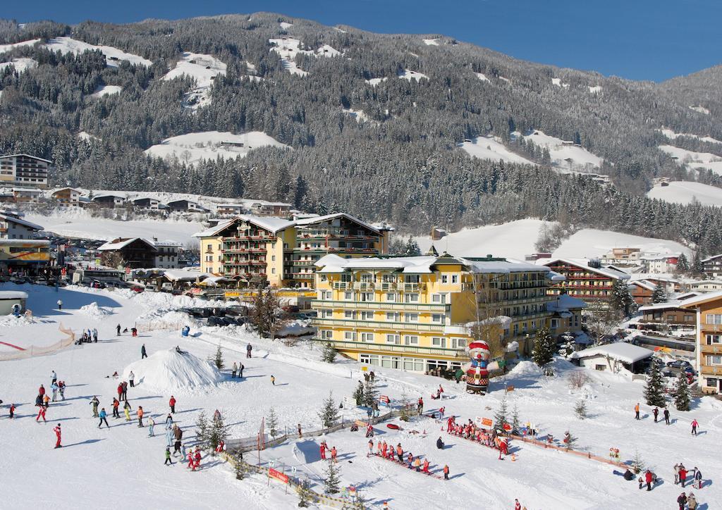 Hotel Kohlerhof フューゲン エクステリア 写真